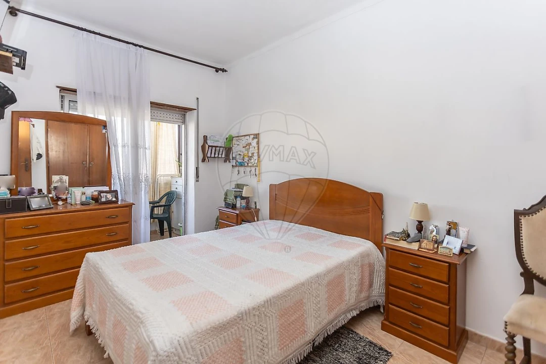 Apartamento T2 para Venda em Baixa da Banheira e Vale da Amoreira Foto 12