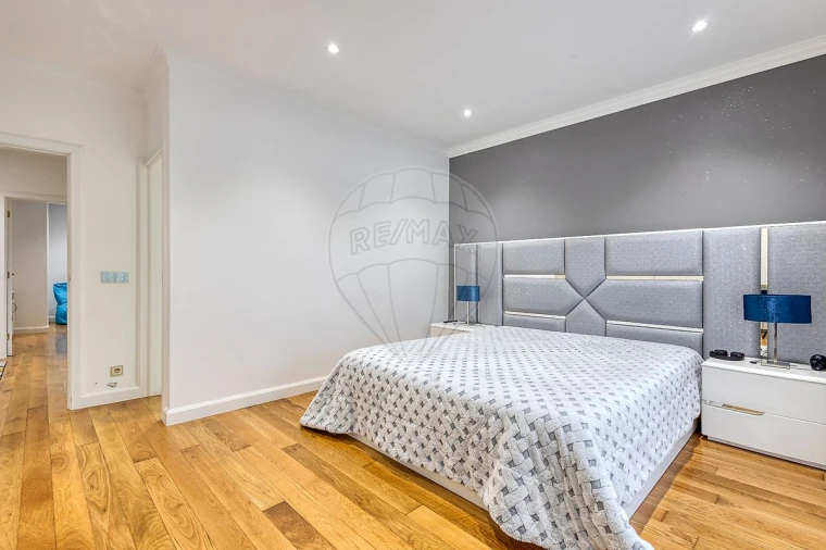 Moradia T3 para Venda em Bougado (São Martinho e Santiago) Foto 8