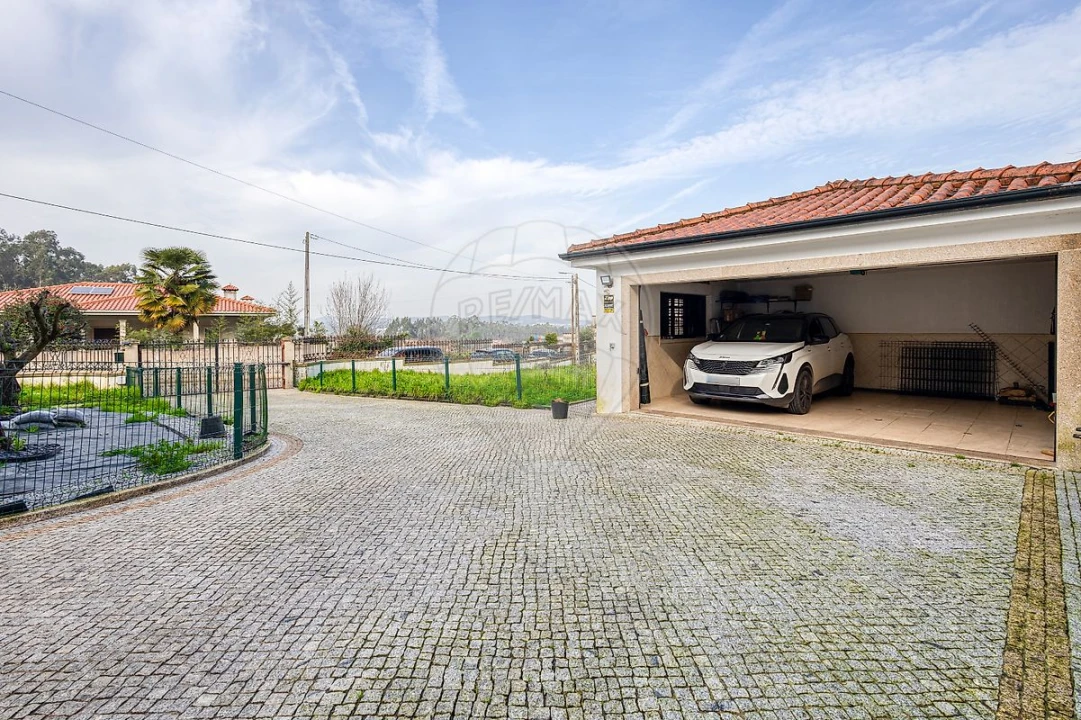 Moradia T3 para Venda em Bougado (São Martinho e Santiago) Foto 38