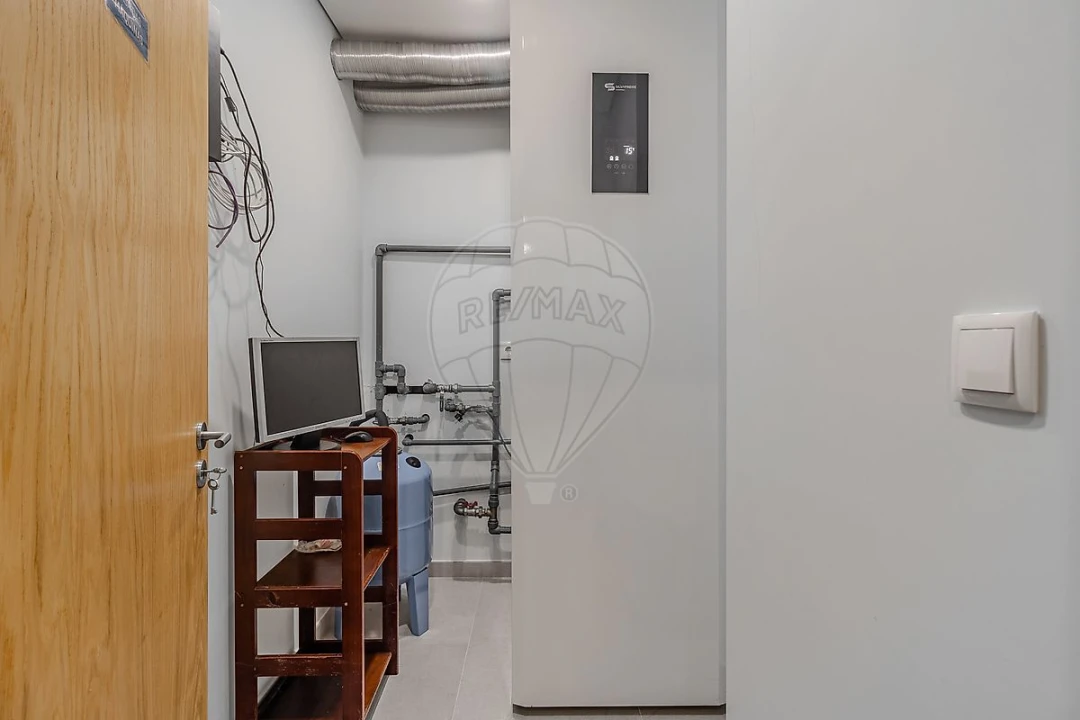 Quinta T6 para Venda em Termas de São Vicente Foto 11