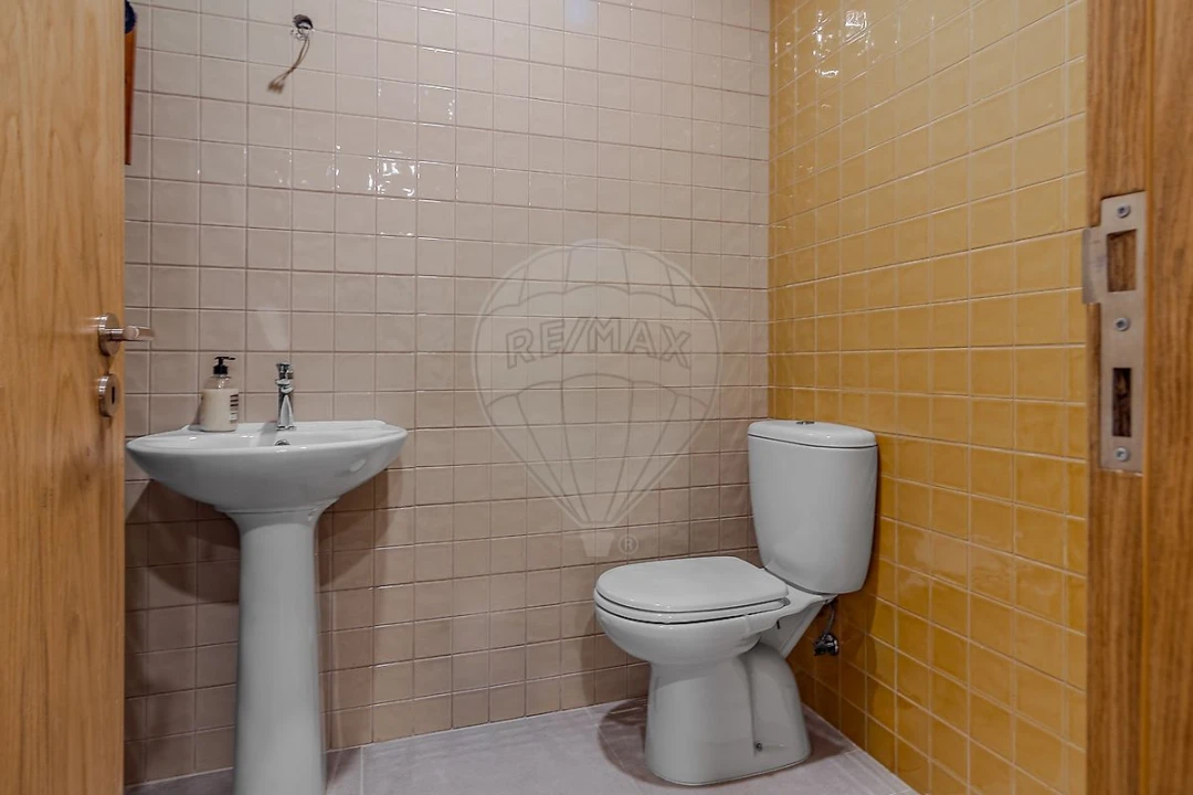 Quinta T6 para Venda em Termas de São Vicente Foto 12