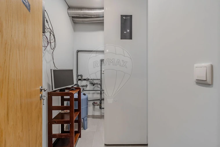 Quinta T6 para Venda em Termas de São Vicente Foto 11