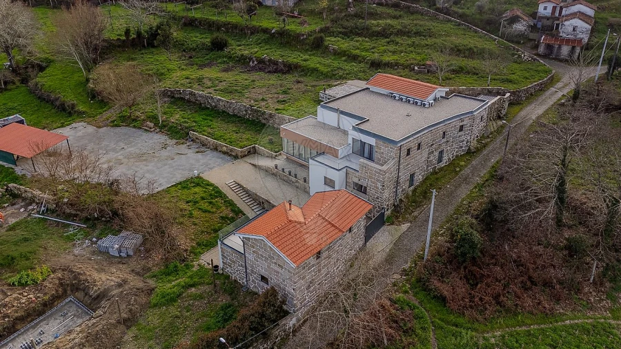 Quinta T6 para Venda em Termas de São Vicente Foto 49