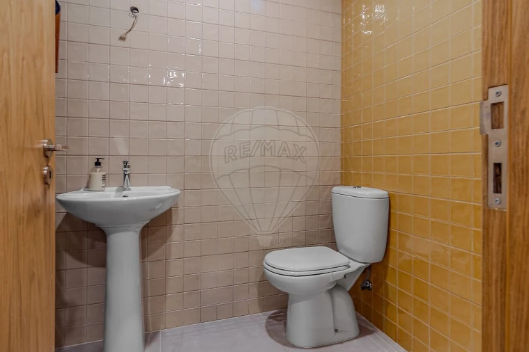 Quinta T6 para Venda em Termas de São Vicente Foto 12