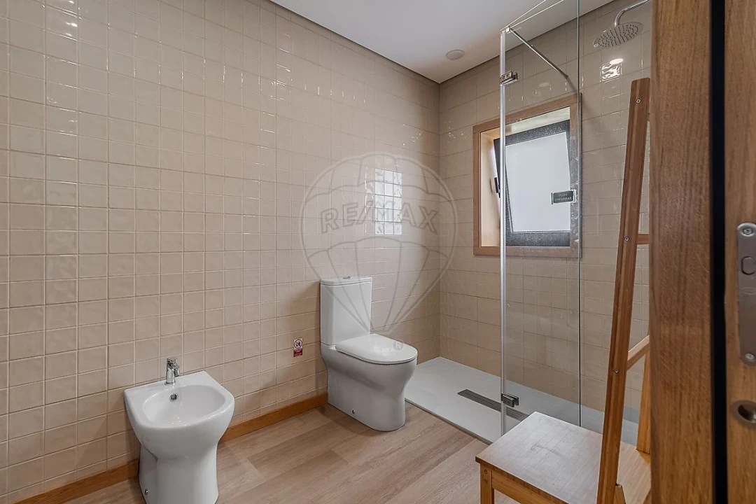 Quinta T6 para Venda em Termas de São Vicente Foto 23