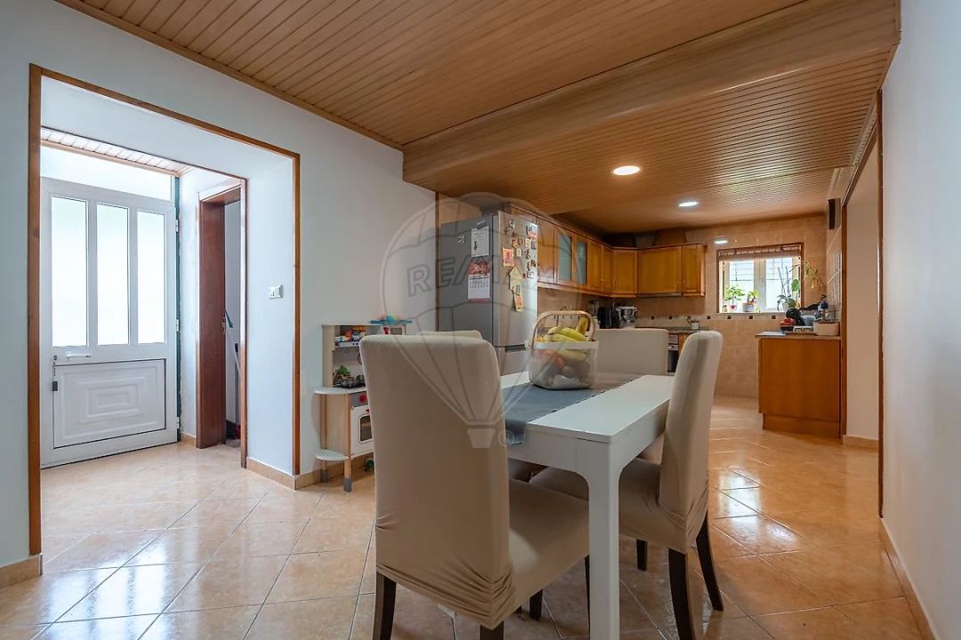 Moradia T2 para Venda em Vila Nova Foto 9