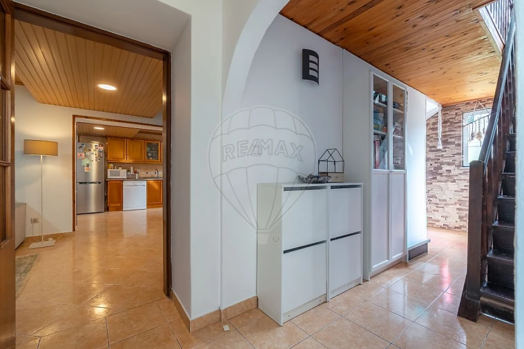 Moradia T2 para Venda em Vila Nova Foto 8