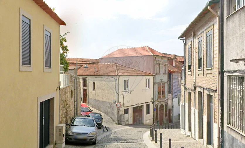 Prédio para Venda em Santa Marinha e São Pedro da Afurada Foto 5