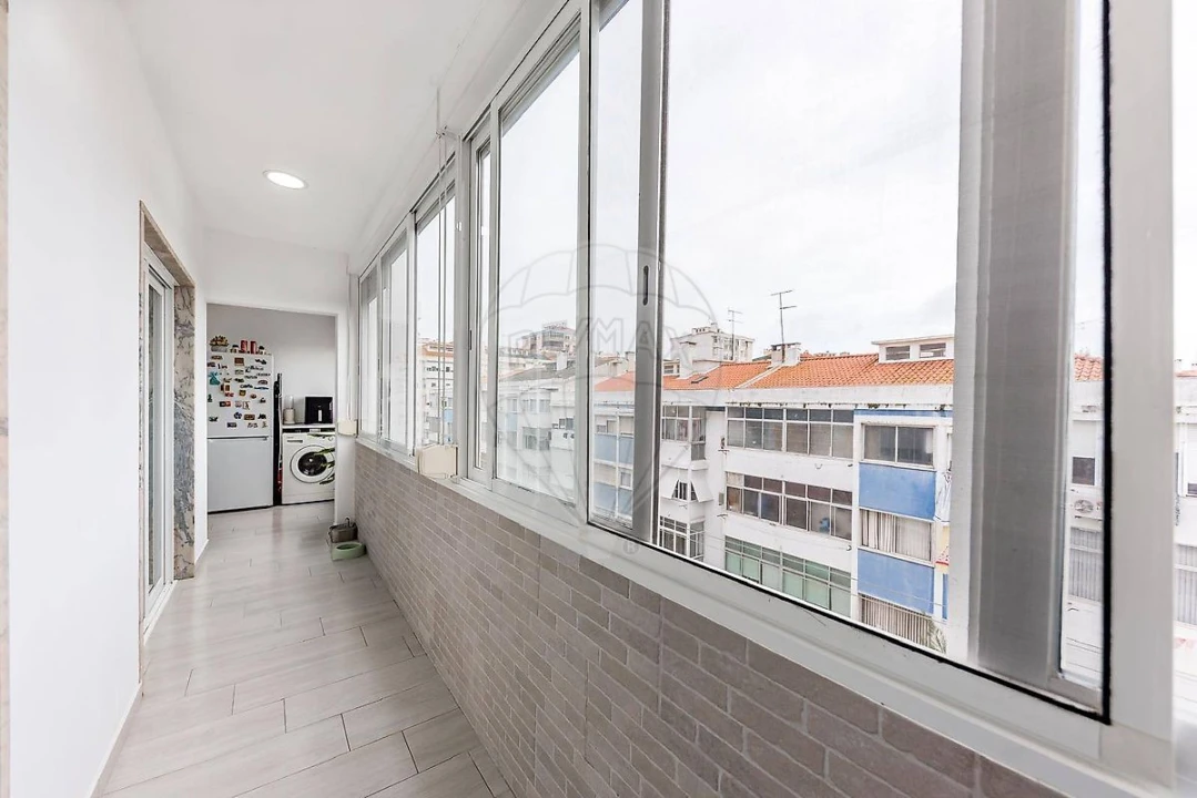 Apartamento T3 para Venda em Corroios Foto 13