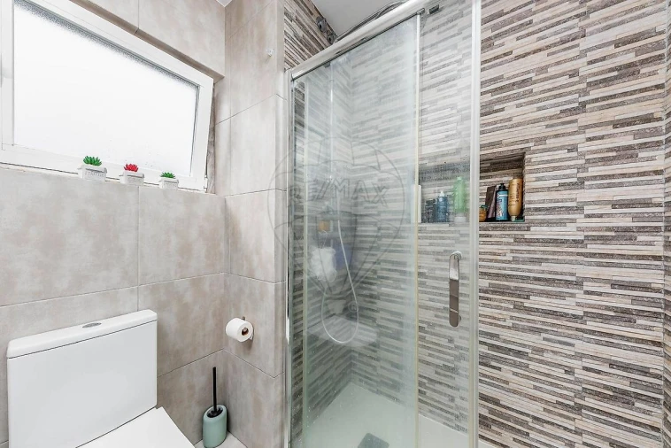 Apartamento T3 para Venda em Corroios Foto 6