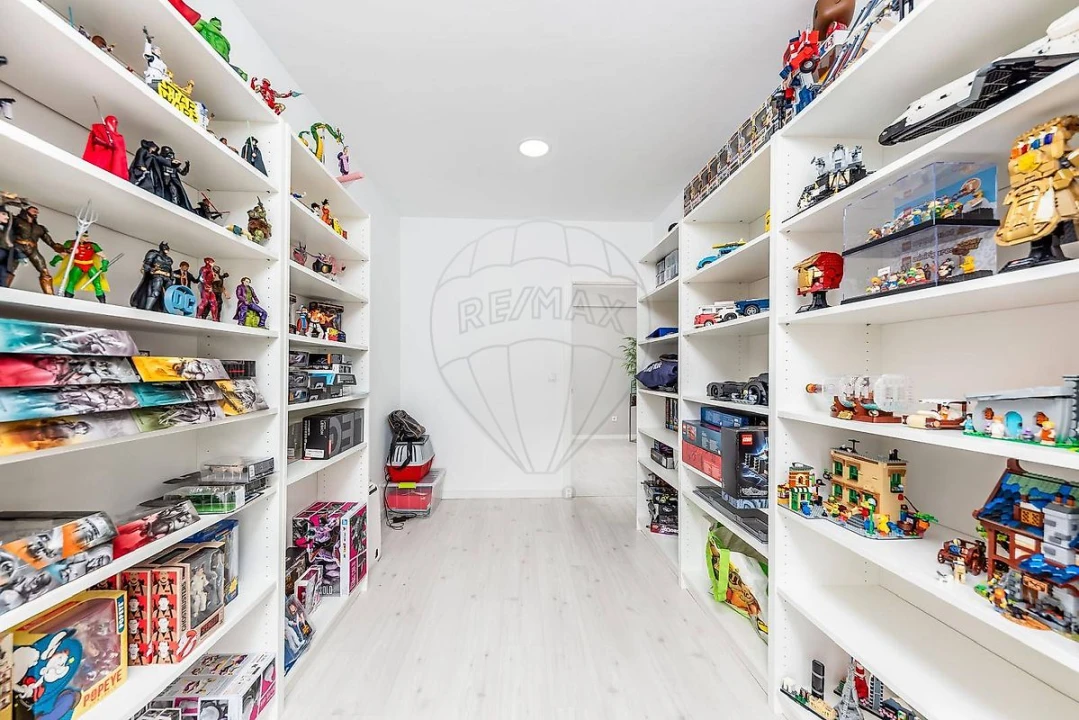 Apartamento T3 para Venda em Corroios Foto 26