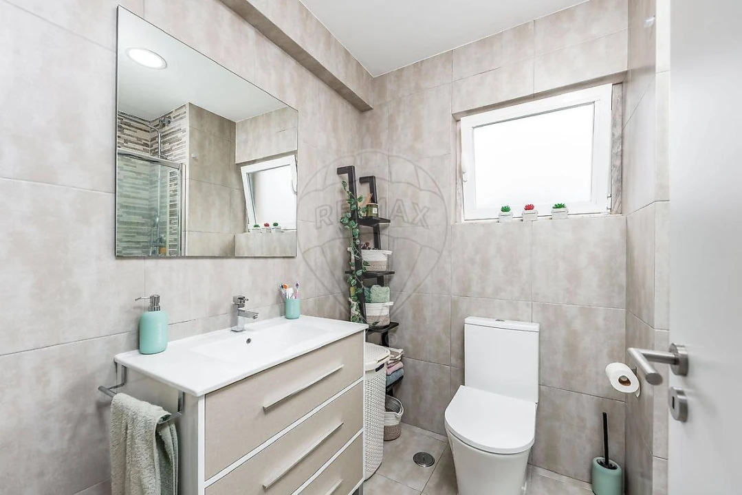 Apartamento T3 para Venda em Corroios Foto 3