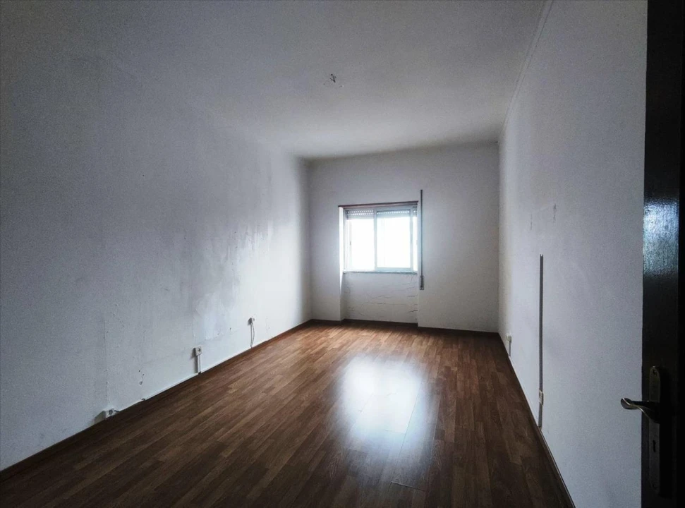 Apartamento T2 para Venda em Amora Foto 10