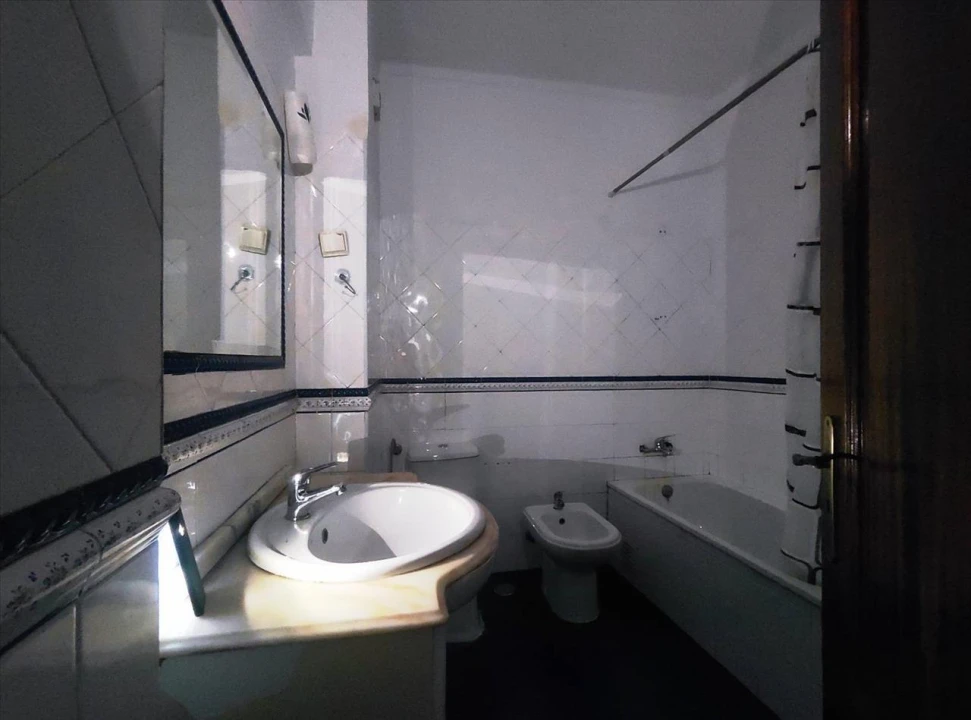 Apartamento T2 para Venda em Amora Foto 12