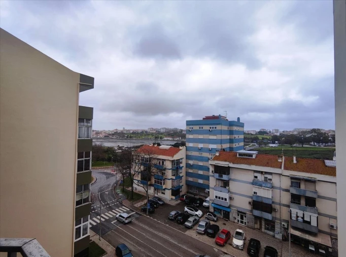 Apartamento T2 para Venda em Amora Foto 13