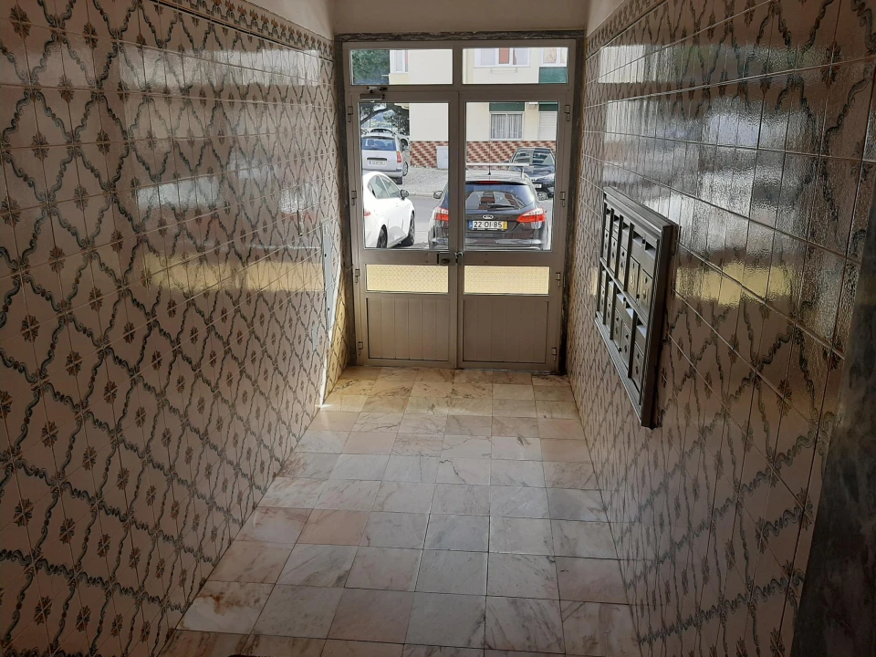 Apartamento T3 para Venda em Amora Foto 2