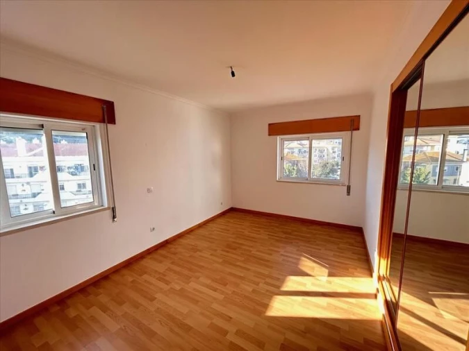 Apartamento T3 para Venda em Azambuja Foto 9