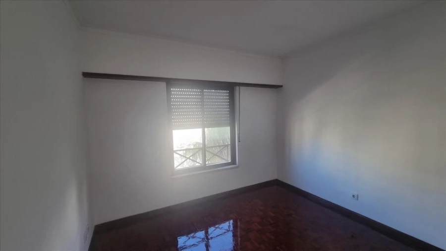 Apartamento T3 para Venda em Rio de Mouro Foto 13
