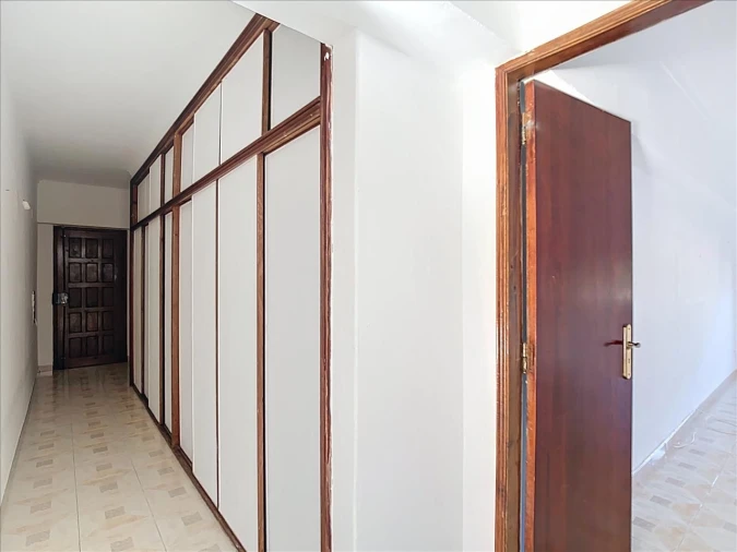 Apartamento T2 para Venda em Agualva e Mira-Sintra Foto 8