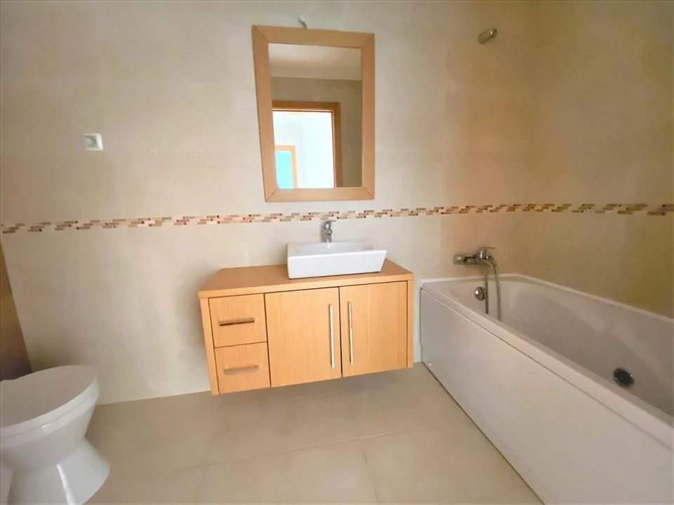 Apartamento T2 para Venda em Sande Vila Nova e Sande São Clemente Foto 14