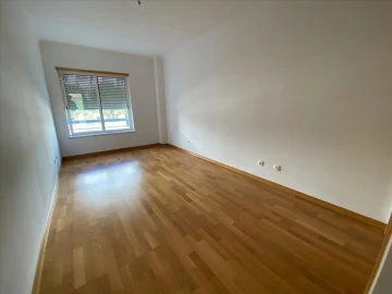 Apartamento T2 para Venda em Loule (São Clemente)
