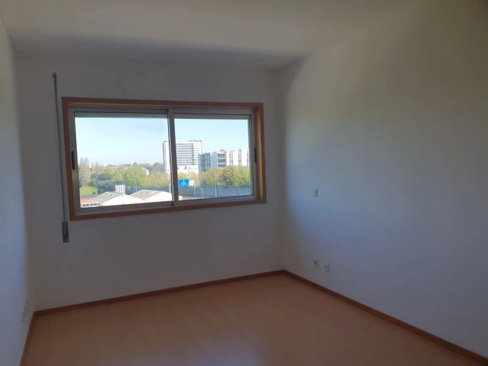 Apartamento T3 para Venda em Moreira Foto 5