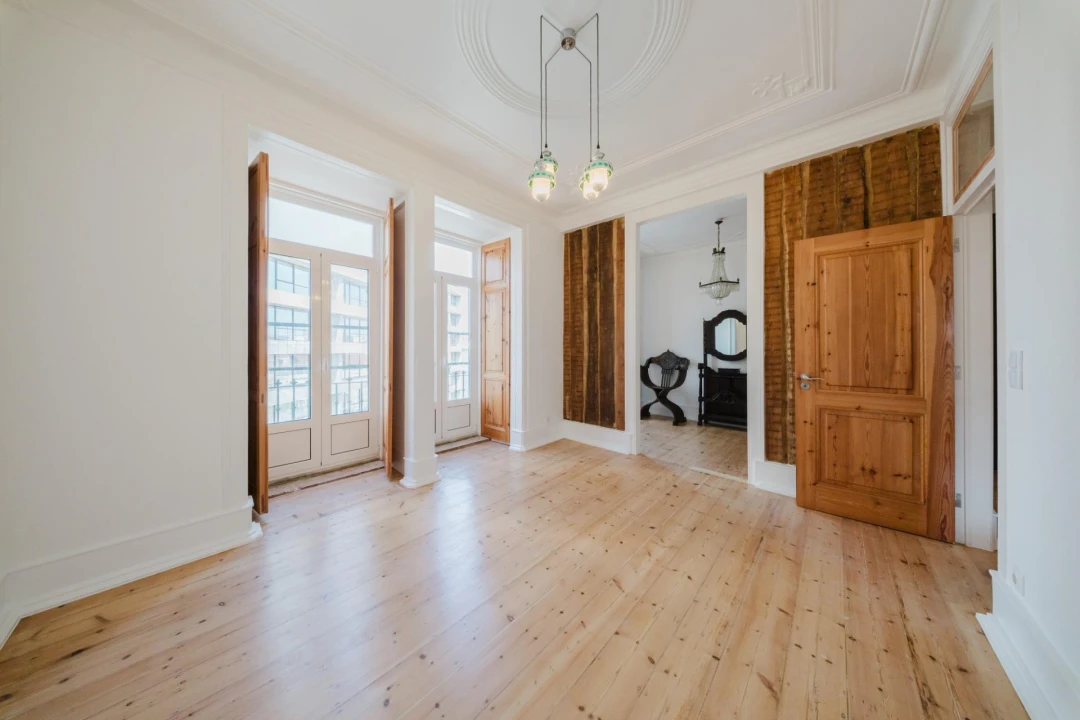 Apartamento T3 para Venda em Santo António Foto 4