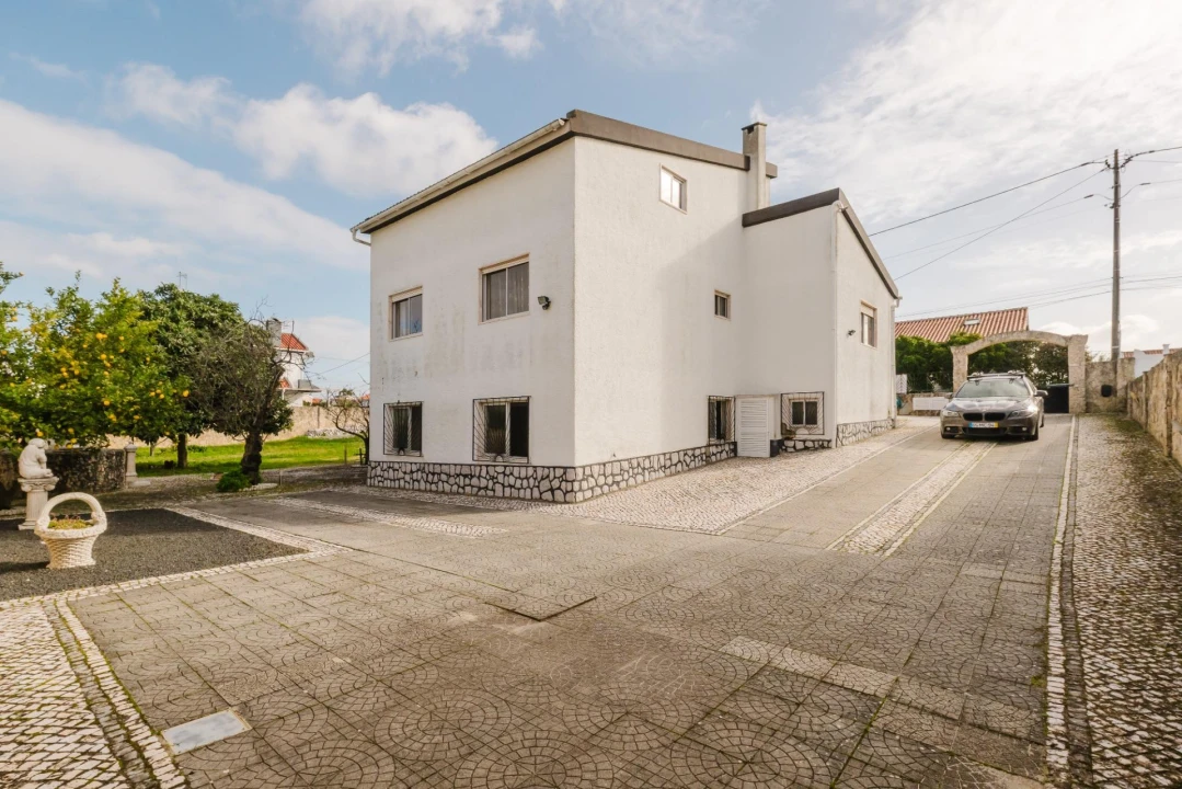 Moradia T4 para Venda em Fernao Ferro Foto 6