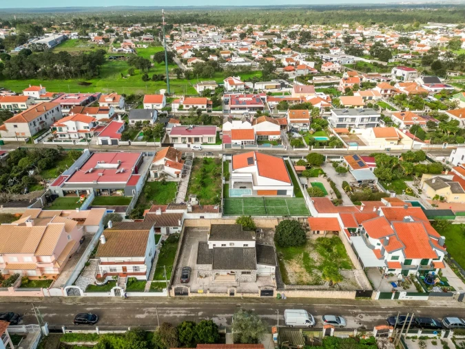 Moradia T4 para Venda em Fernao Ferro Foto 43