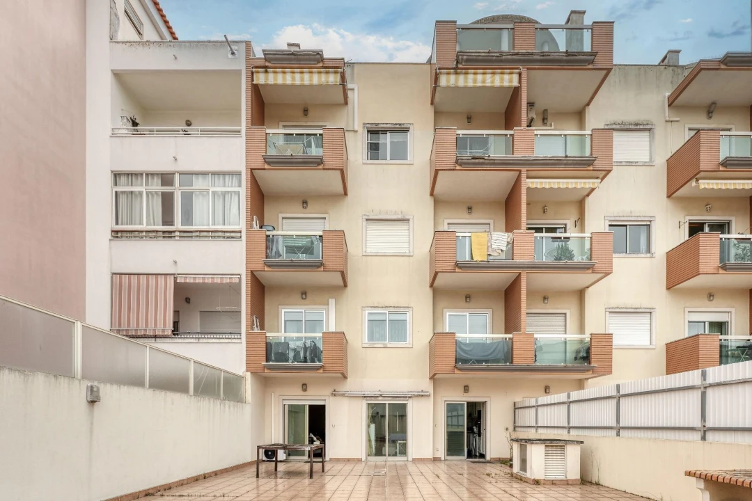 Apartamento T2 para Venda em Costa da Caparica Foto 18