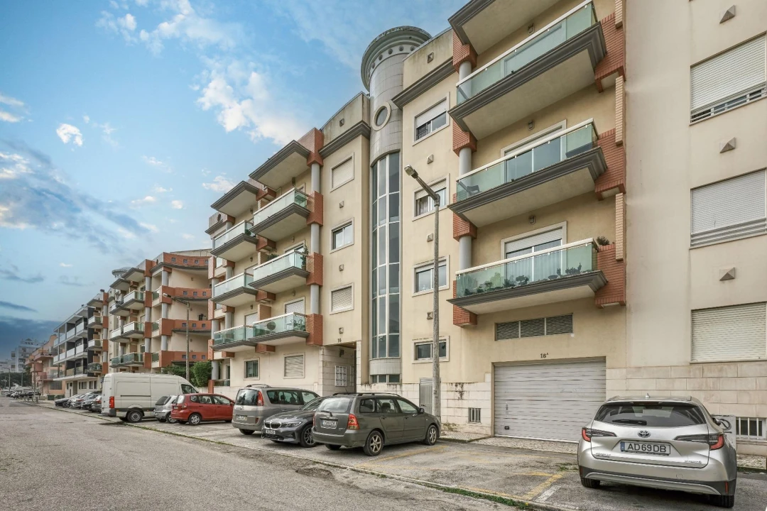 Apartamento T2 para Venda em Costa da Caparica Foto 29