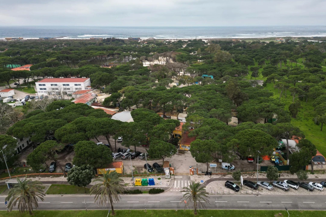 Apartamento T2 para Venda em Costa da Caparica Foto 32