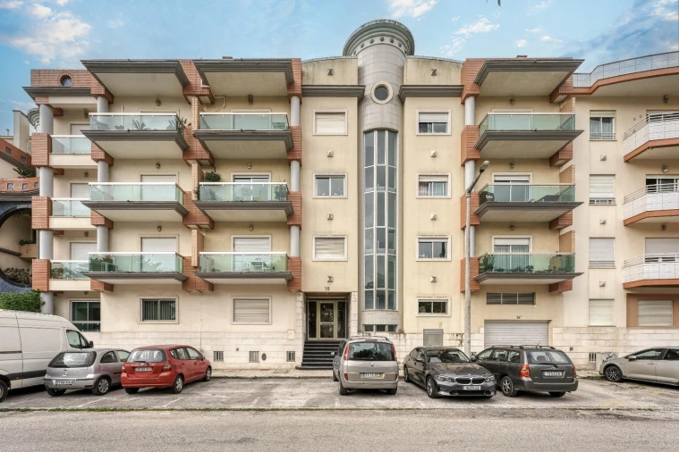 Apartamento T2 para Venda em Costa da Caparica Foto 4