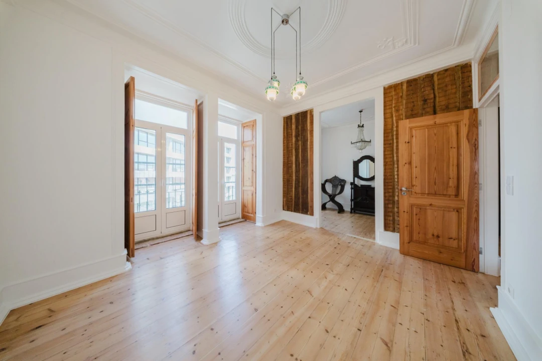 Apartamento T3 para Venda em Santo António Foto 4
