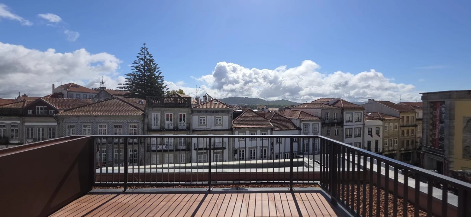 Moradia T2 para Venda em Santa Maria Maior e Monserrate e Meadela Foto 4