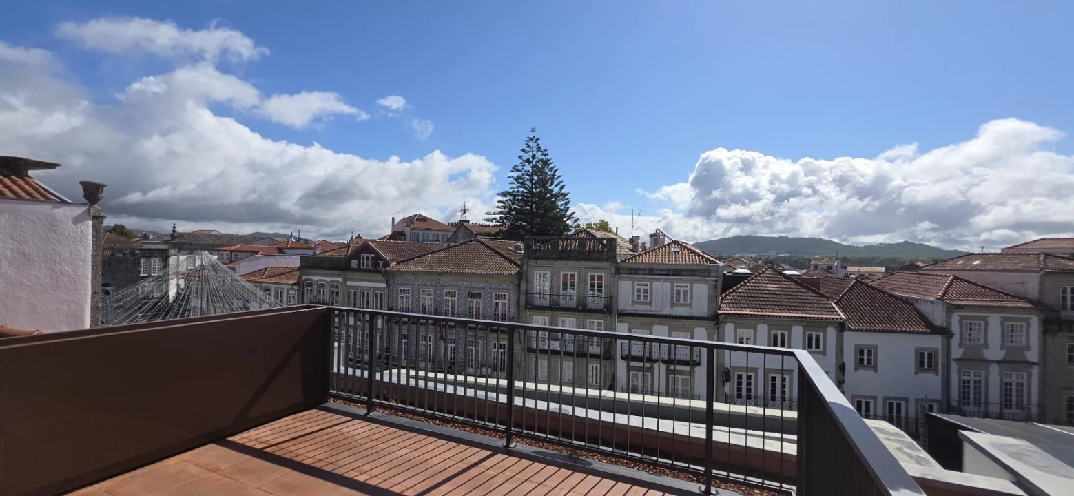 Moradia T2 para Venda em Santa Maria Maior e Monserrate e Meadela Foto 46