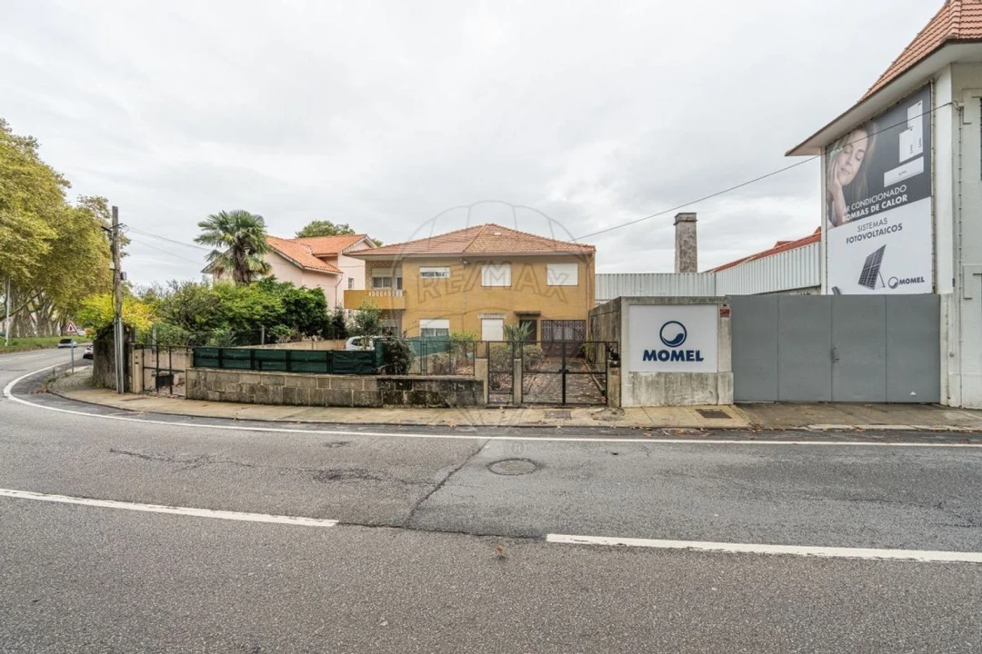 Moradia T5 para Venda em São Mamede de Infesta e Senhora da Hora Foto 16