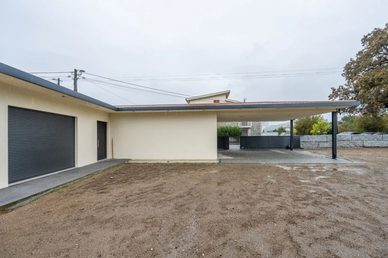 Moradia T2 para Venda em Taide Foto 16