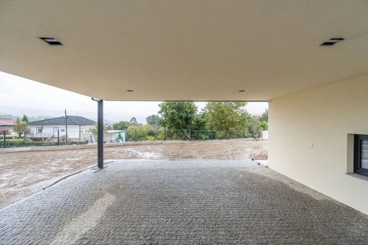 Moradia T2 para Venda em Taide Foto 26