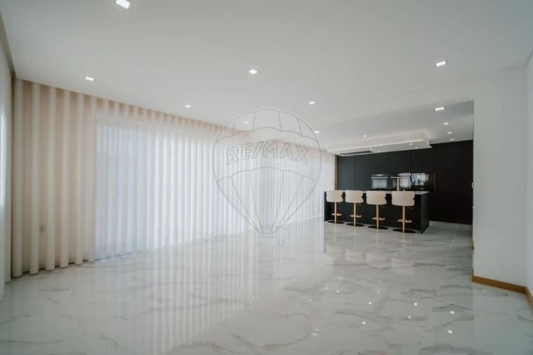 Moradia T6 para Venda em Abação e Gémeos Foto 25