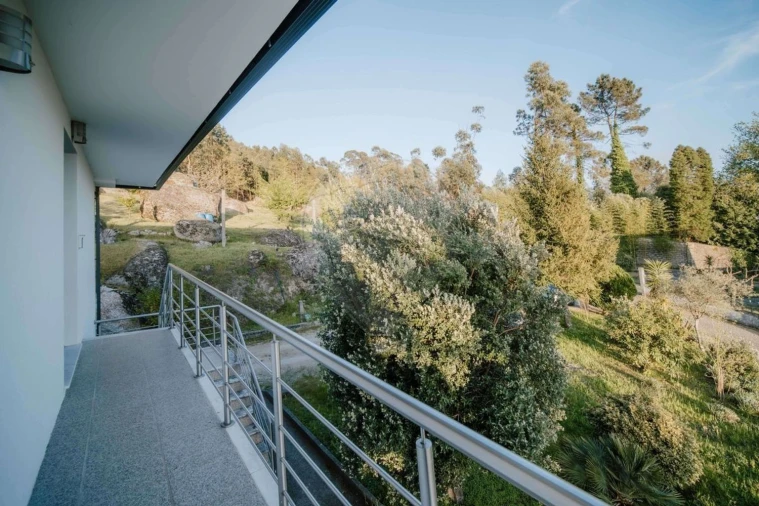 Moradia T6 para Venda em Abação e Gémeos Foto 36