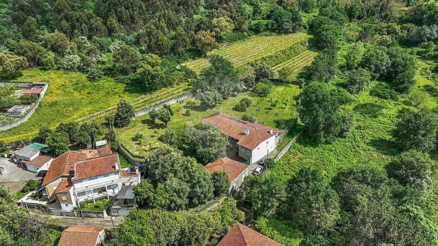 Moradia T4 para Venda em Crespos e Pousada Foto 43