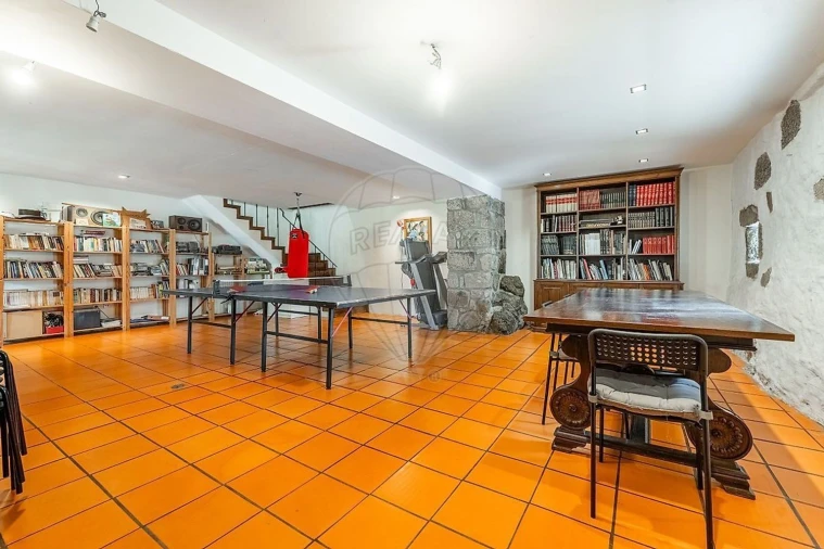 Moradia T4 para Venda em Crespos e Pousada Foto 6