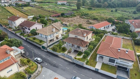 Moradia T3 para Venda em Ferreiros, Prozelo e Besteiros