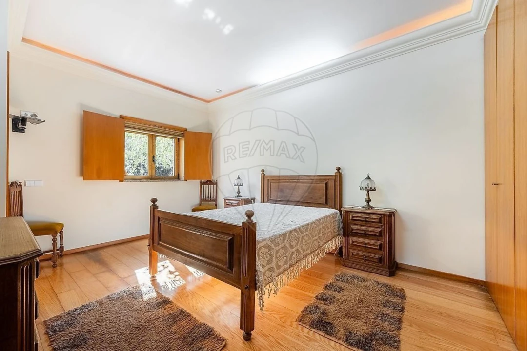 Moradia T4 para Venda em Águas Santas e Moure Foto 17