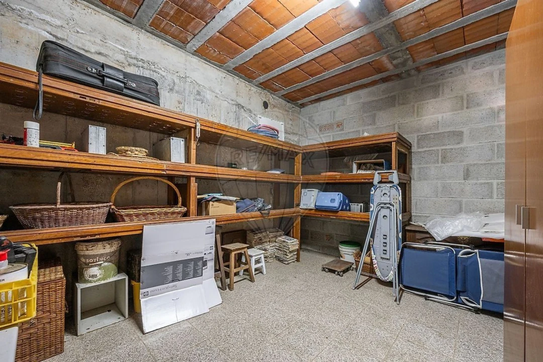 Moradia T4 para Venda em Águas Santas e Moure Foto 26