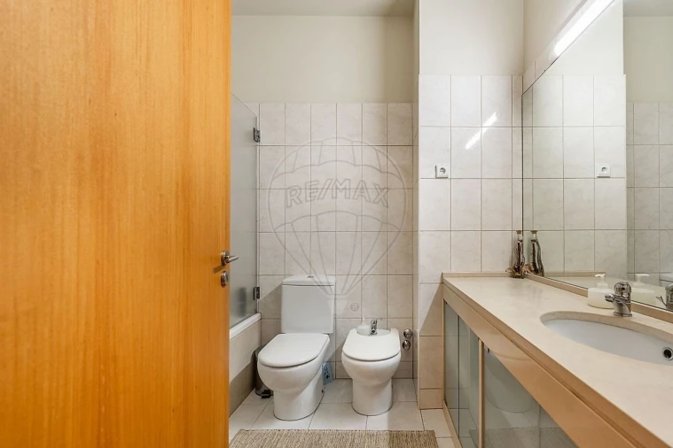 Moradia T4 para Venda em Águas Santas e Moure Foto 19