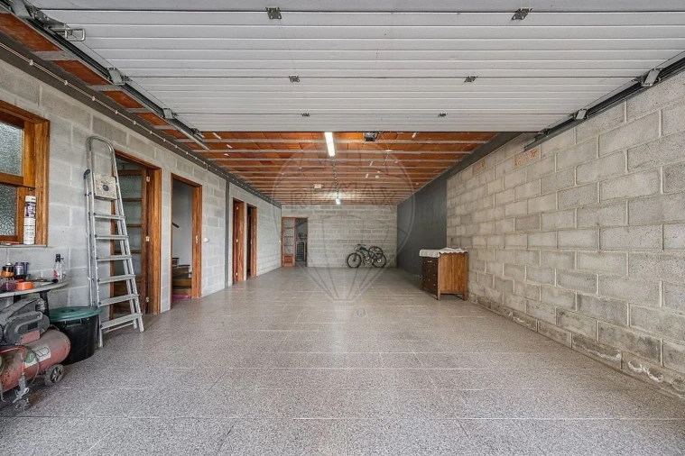 Moradia T4 para Venda em Águas Santas e Moure Foto 24