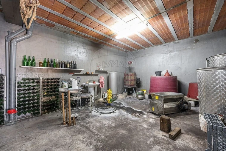 Moradia T4 para Venda em Águas Santas e Moure Foto 27