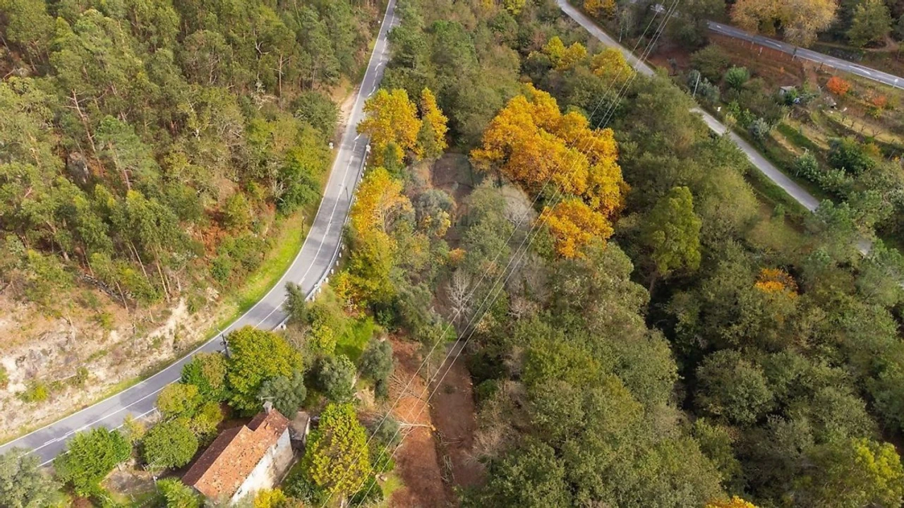 Moradia T2 para Venda em Bouro (Santa Marta) Foto 17